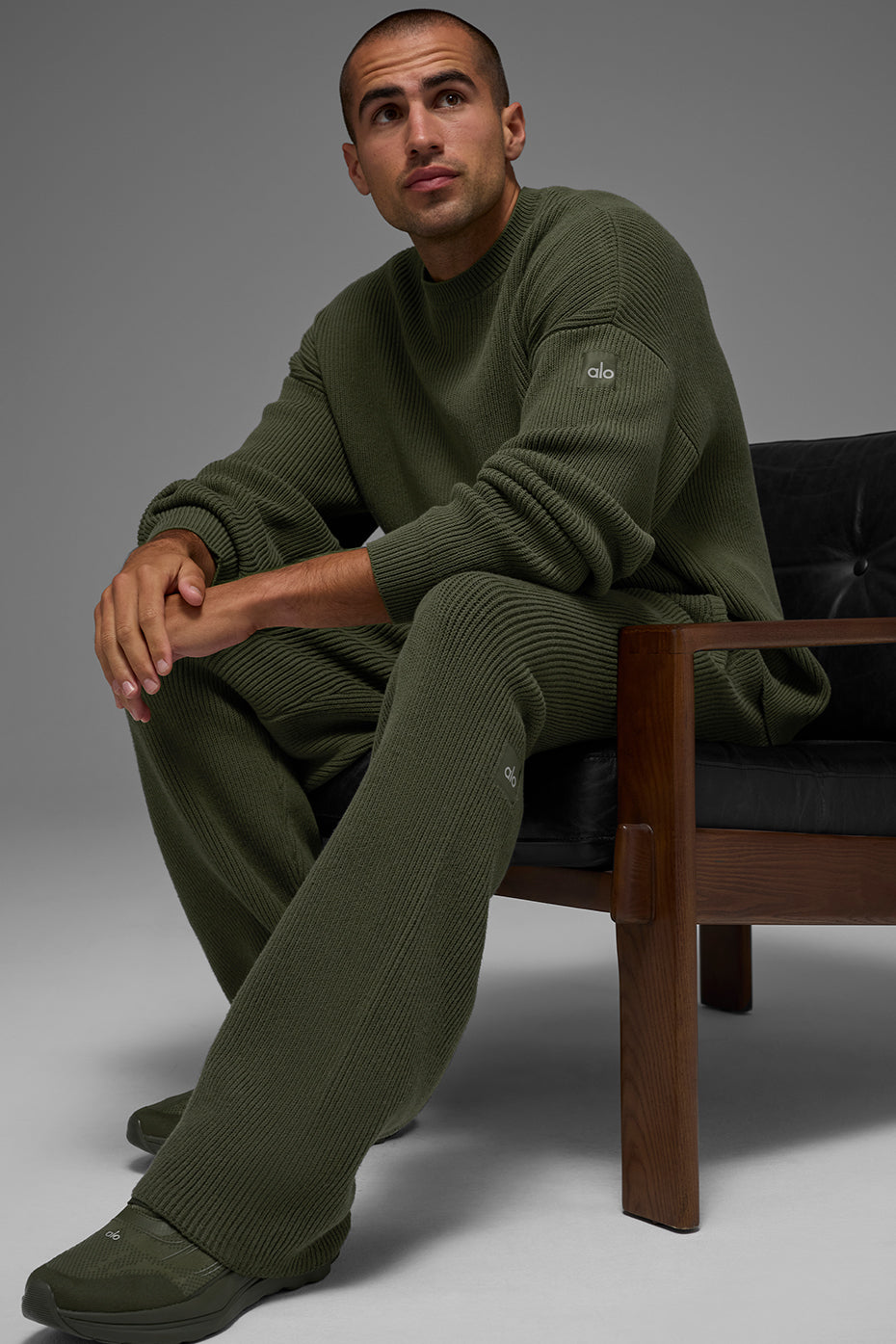 Domain Rib Knit Crew Sweater - Green Olive