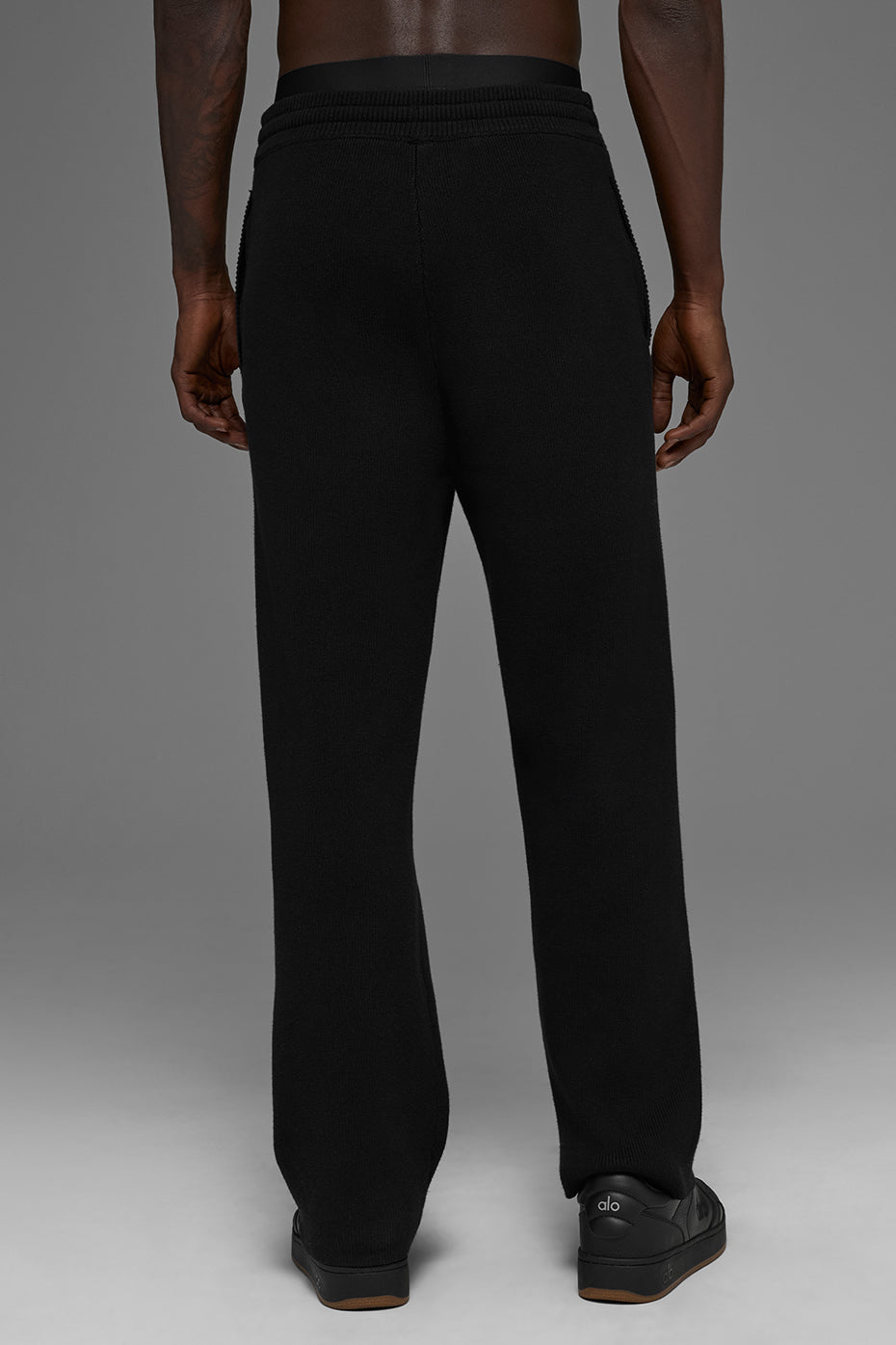 Scholar Straight Leg Sweatpant - Black